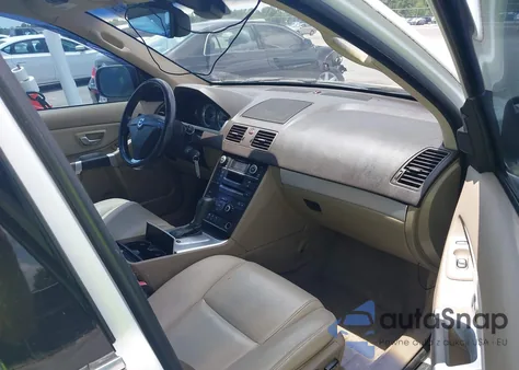 2013 Volvo Xc90 3.2/3.2 Platinum/3.2 Premier Plus z USA, uszkodzony, nr VIN YV4952CY8D1667594